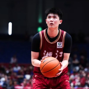 华体会体育官方入口-怎么培养新人？李悦洲季后赛场均21分钟，陈家政+王洪泽2分24秒